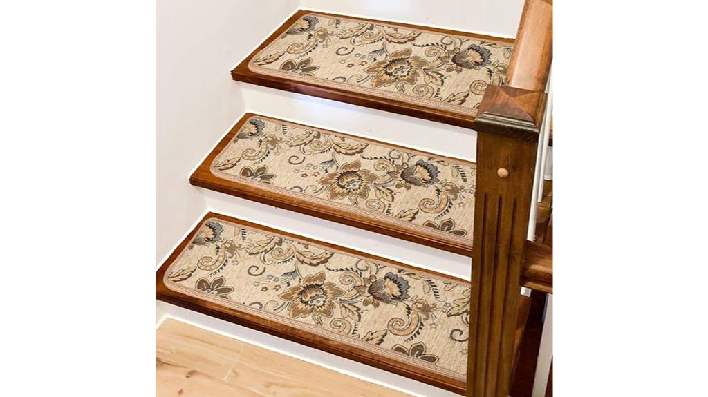 seven non slip carpet treads