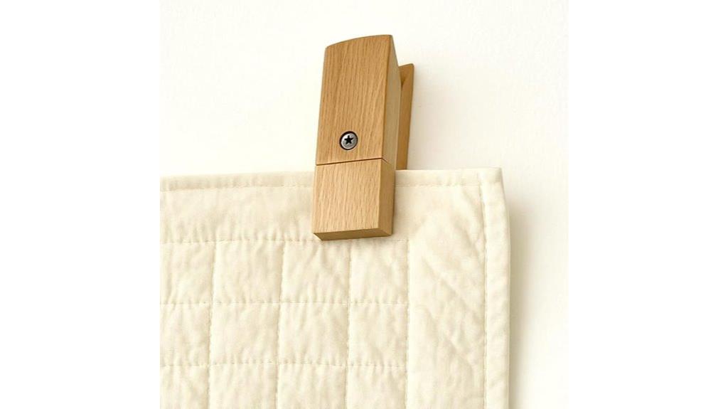 wall display tapestry hangers