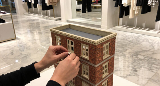 A Tiny Holdout Building In The Middle Of Macy’s Is Back In View